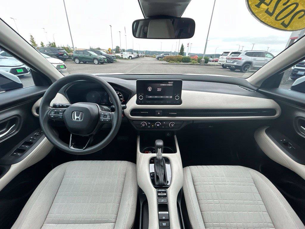 Used 2024 Honda HR-V LX image 15