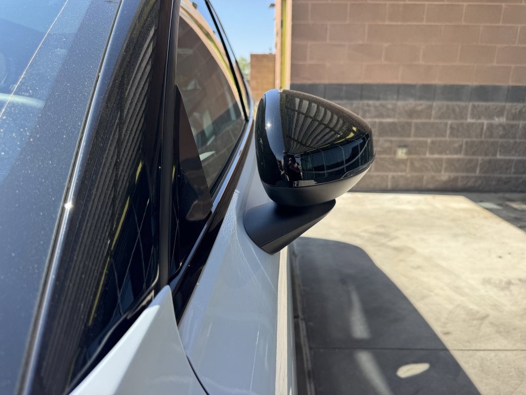 Used 2025 Volvo EX30 Ultra image 12