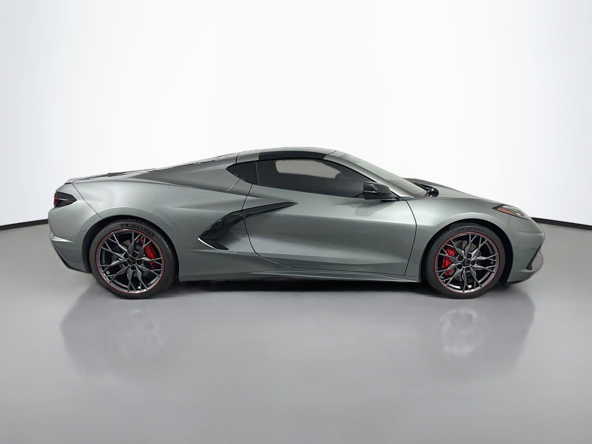 Used 2024 Chevrolet Corvette Stingray Premium Cpe w/ Body-Color Dual Roof Package RWD image 3