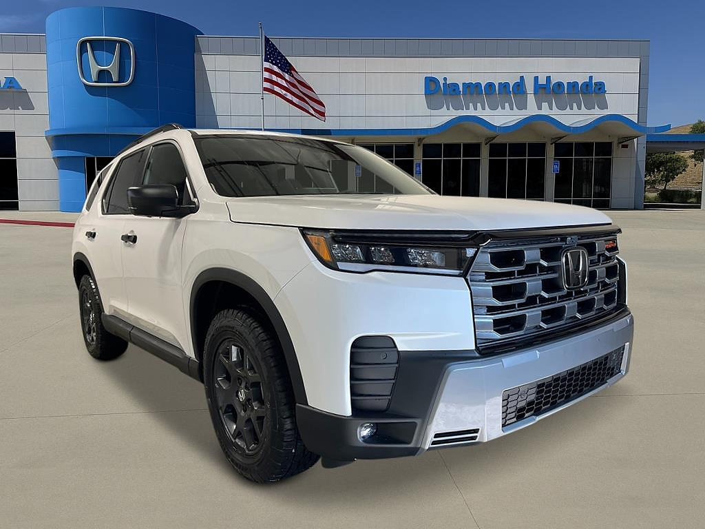 New 2026 Honda Pilot TrailSport image 9