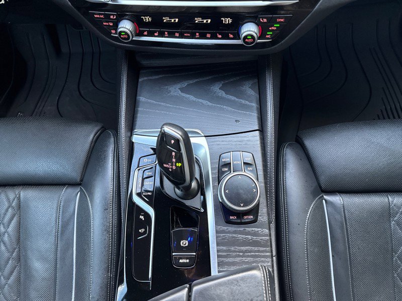 Used 2022 BMW M550i xDrive AWD/4WD image 27