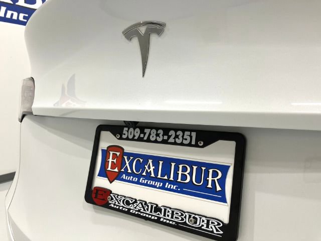 Used 2022 Tesla Model Y Long Range image 12