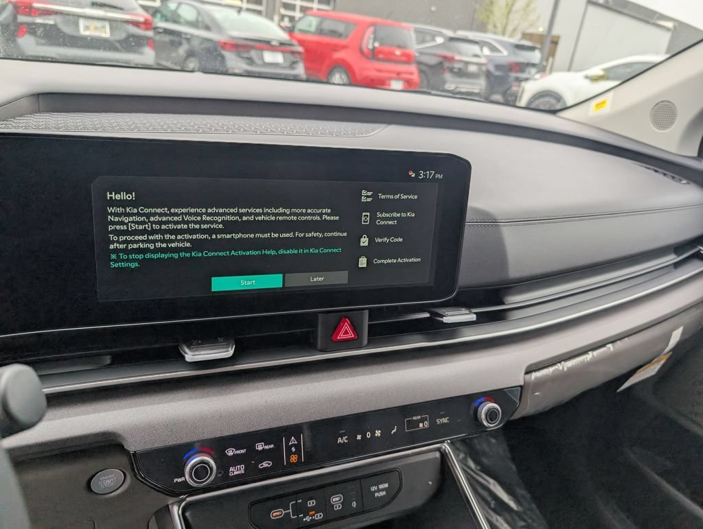 New 2026 Kia Carnival EX FWD image 18