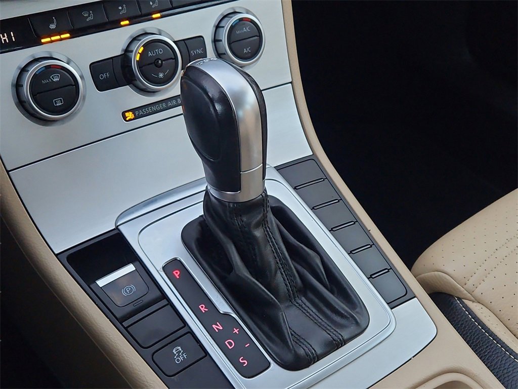 Used 2013 Volkswagen CC Sport image 23