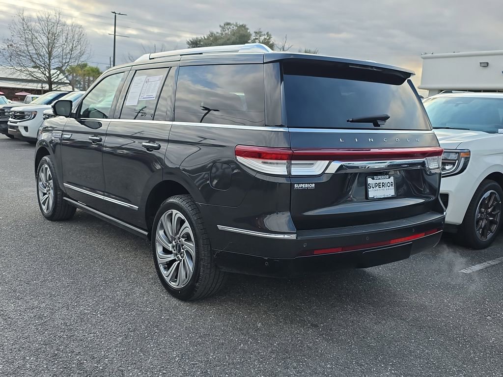 Used 2023 Lincoln Navigator Reserve image 7