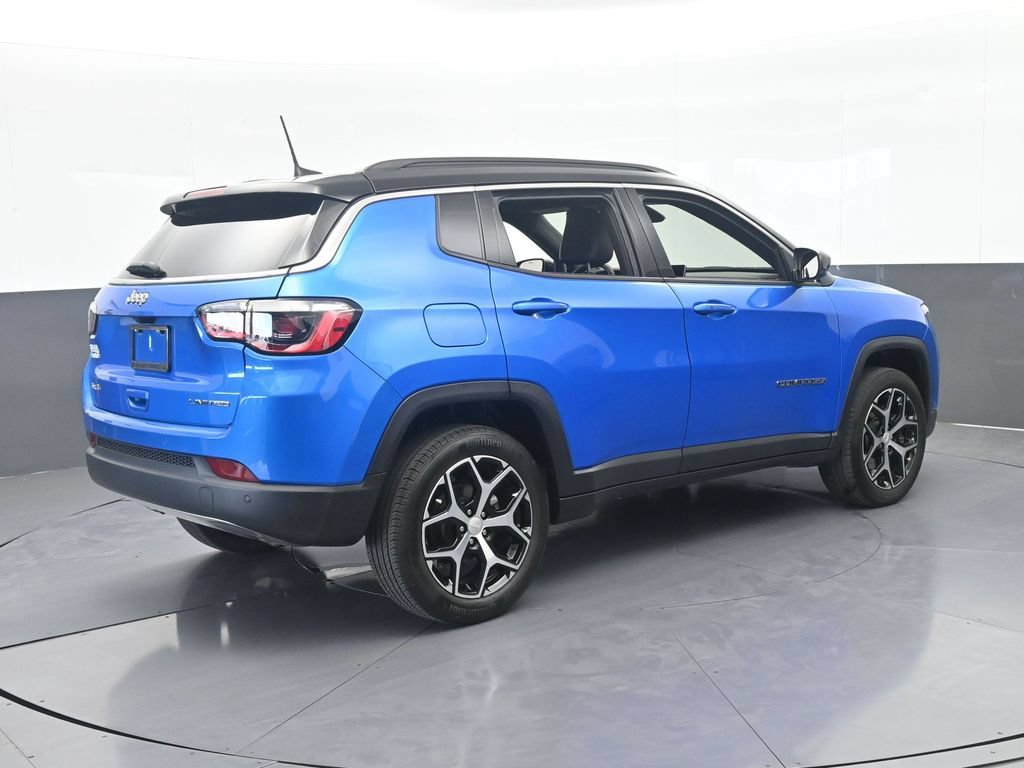 Used 2024 Jeep Compass Limited AWD/4WD image 6