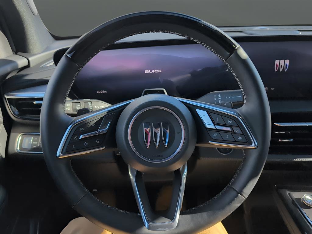 Used 2025 Buick Enclave Avenir w/ Super Cruise Package image 31
