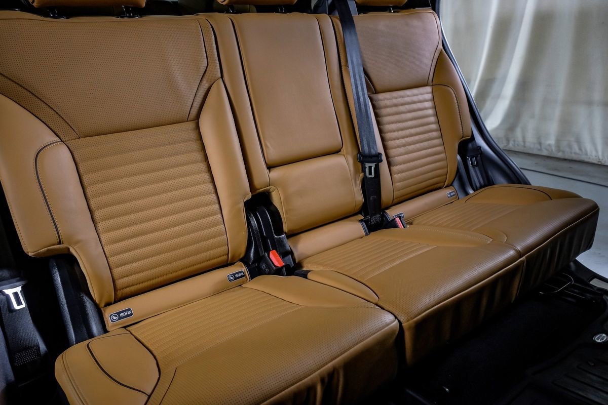 Used 2019 Land Rover Discovery HSE Luxury image 30