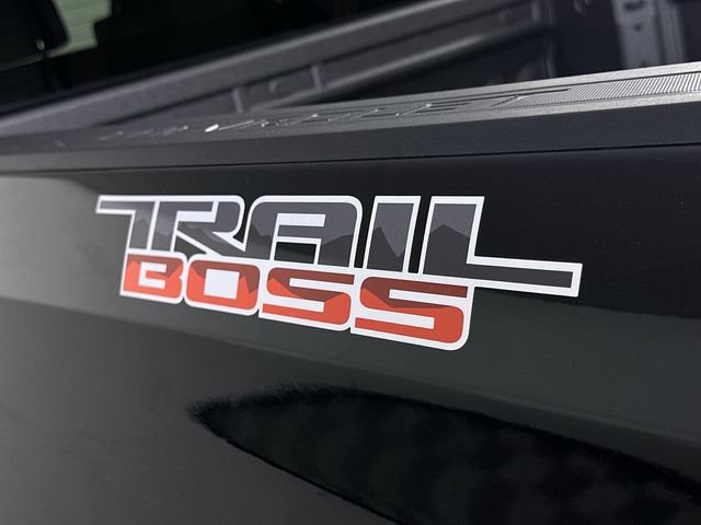 Used 2026 Chevrolet Silverado 1500 Custom Trail Boss AWD/4WD image 32