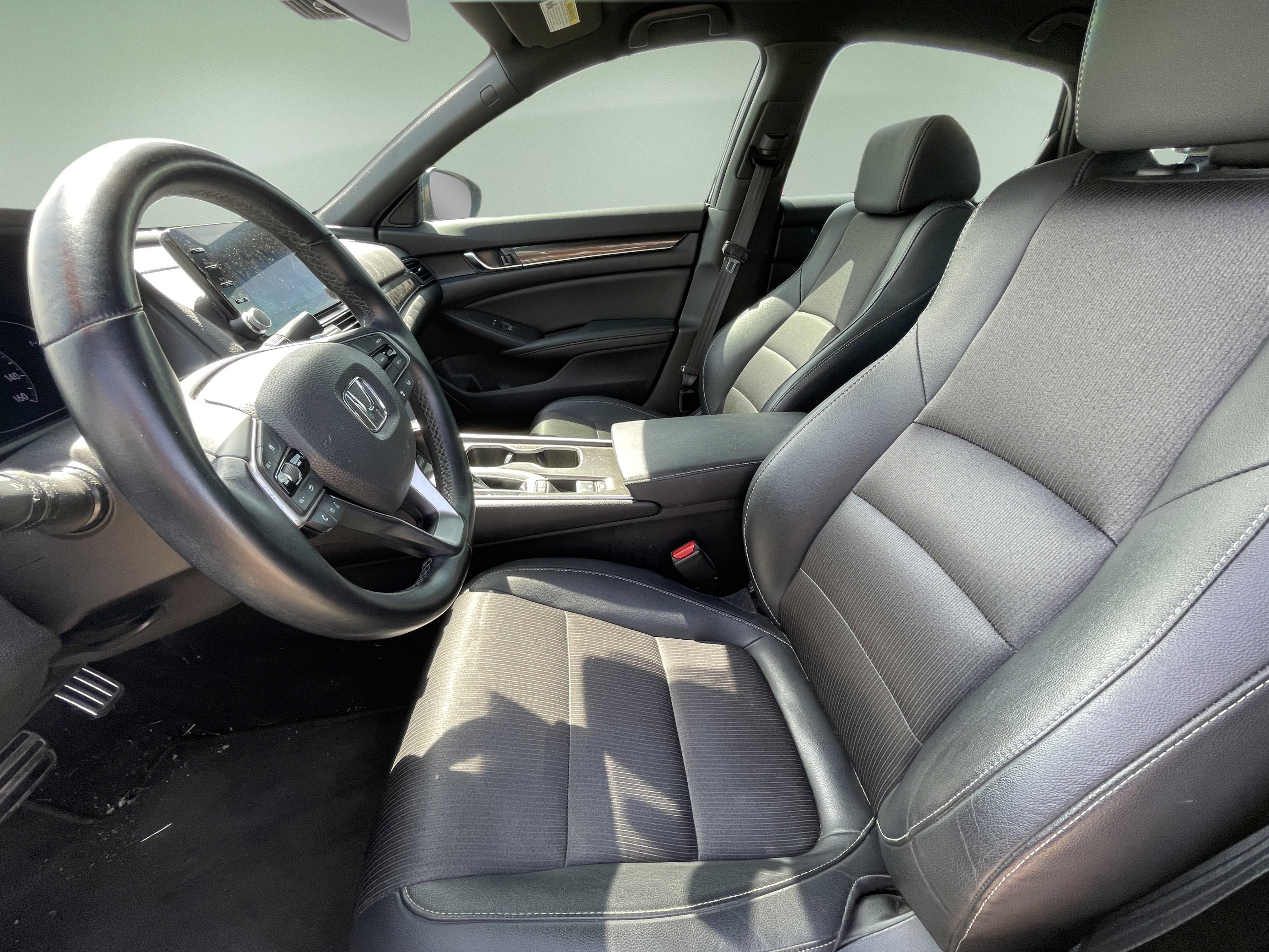 Used 2019 Honda Accord Sport image 8