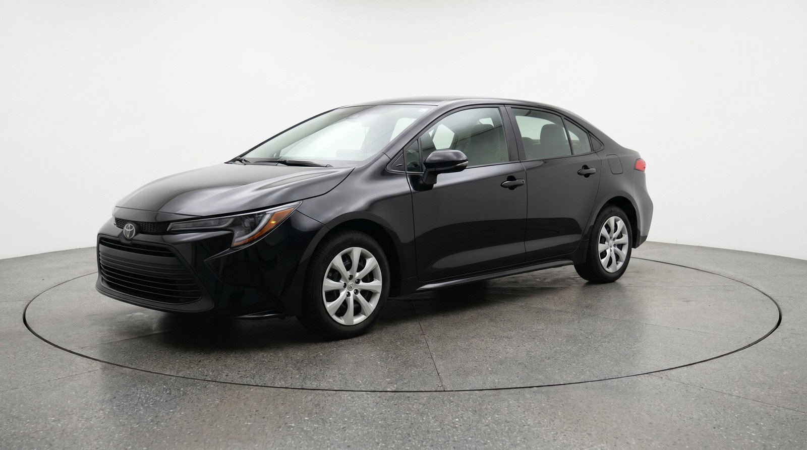 Used 2025 Toyota Corolla LE FWD image 3