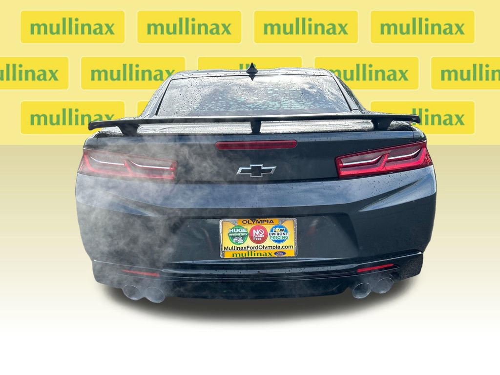 Used 2018 Chevrolet Camaro SS RWD image 31