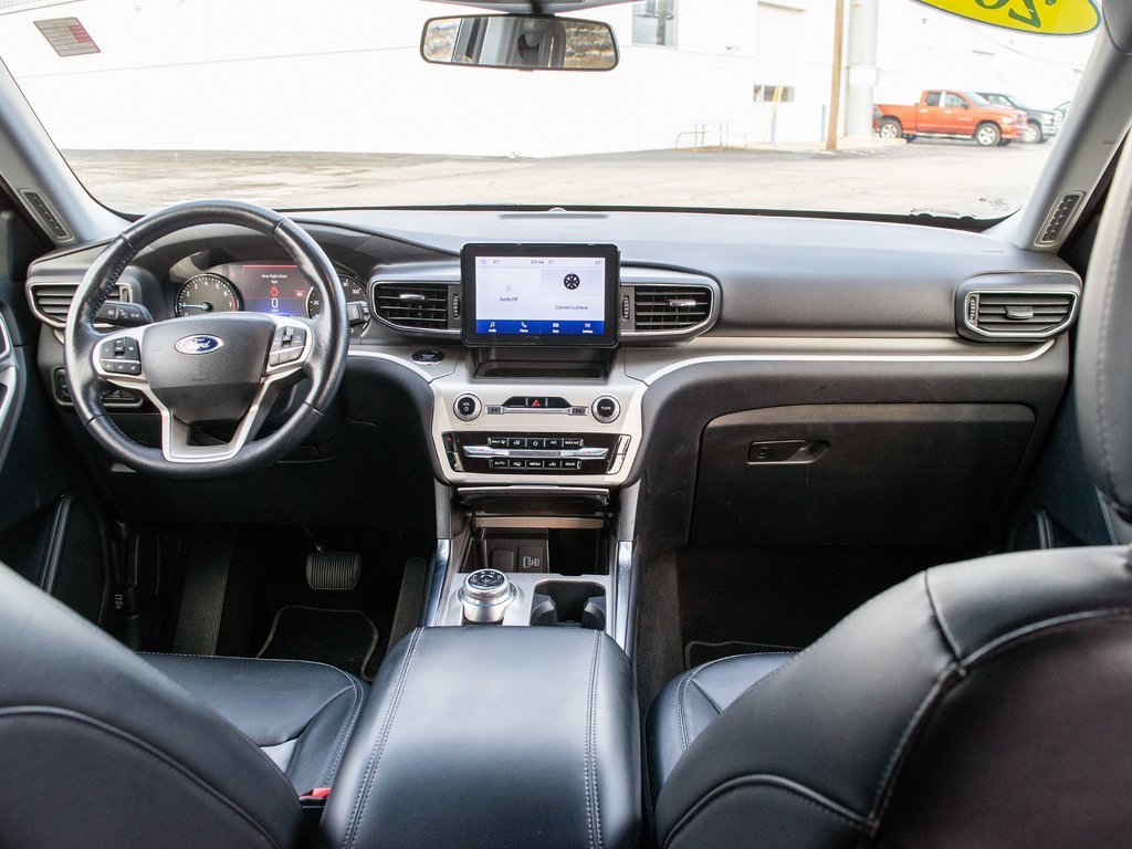 Used 2022 Ford Explorer XLT w/ Equipment Group 202A image 34