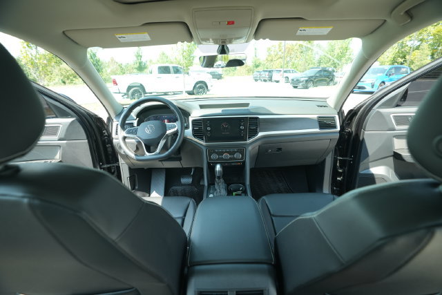 Used 2023 Volkswagen Atlas SE w/ Panoramic Sunroof Package FWD image 26