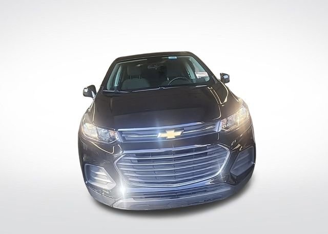 Used 2021 Chevrolet Trax LS w/ Tint and Cruise Package image 11