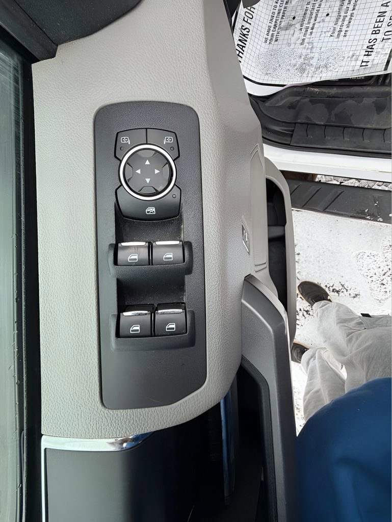 Used 2019 Ford F150 XLT image 12