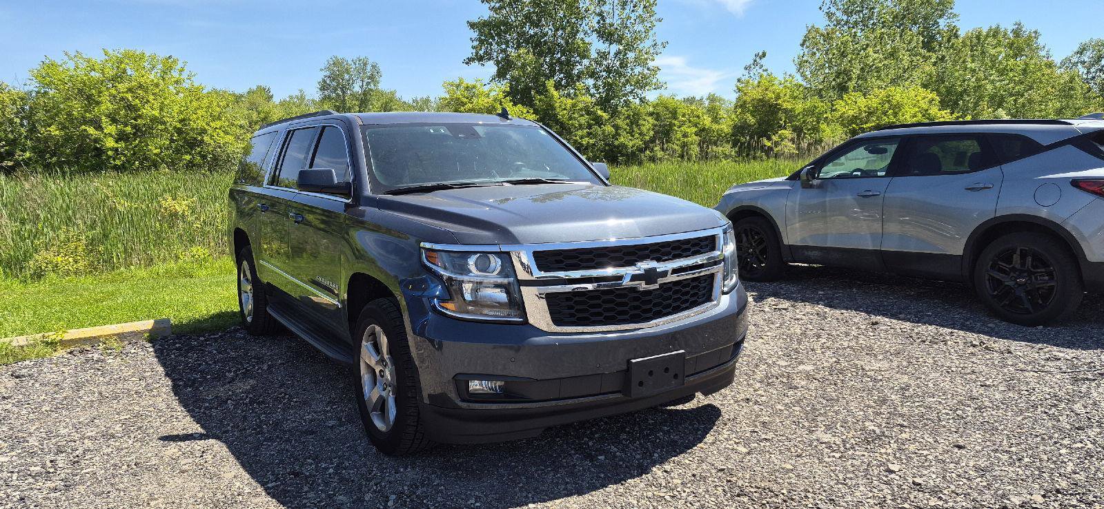 Used 2020 Chevrolet Suburban LT AWD/4WD image 2