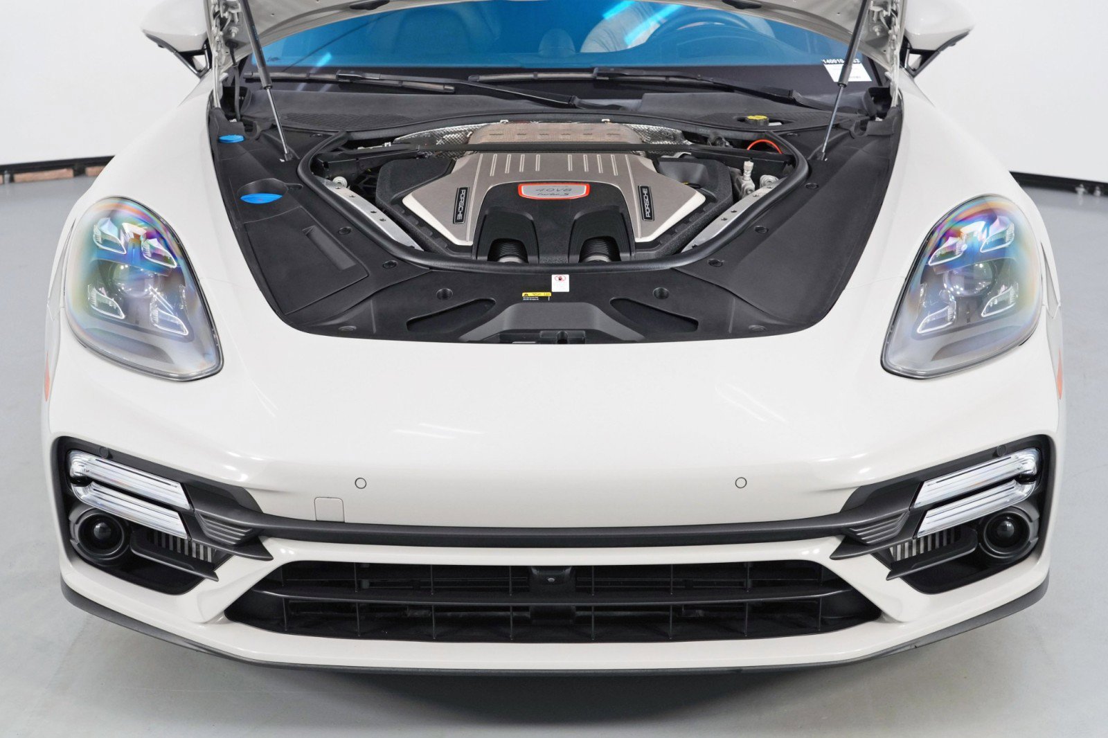 Used 2022 Porsche Panamera Turbo S w/ Premium Package image 8