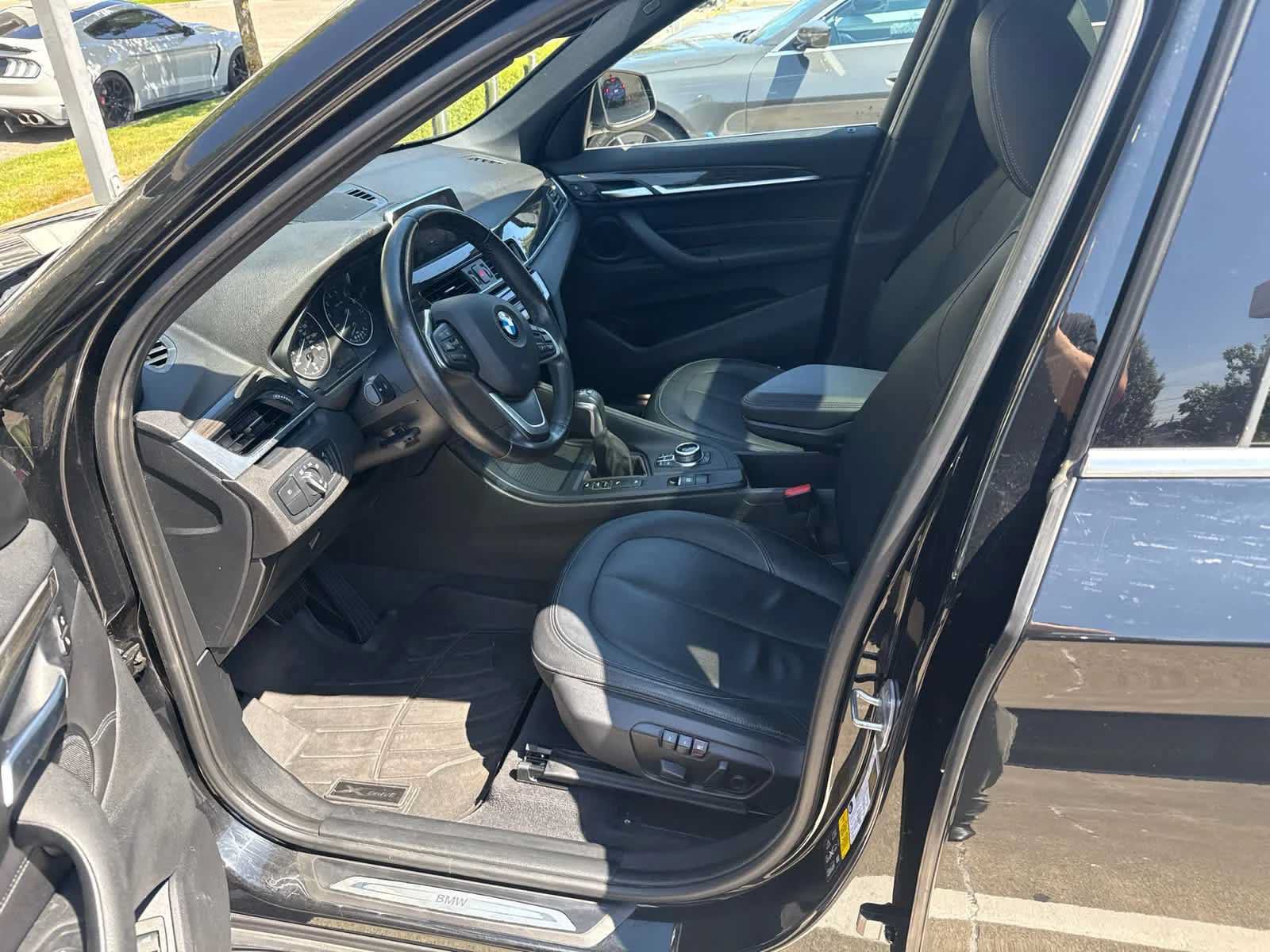 Used 2018 BMW X1 xDrive28i AWD/4WD image 4