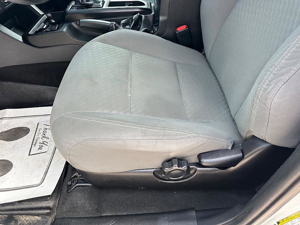 Certified 2021 Toyota Tacoma SR AWD/4WD image 16