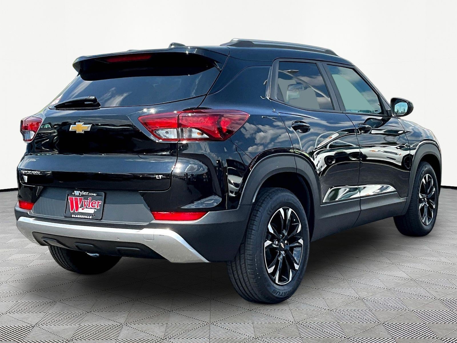 Used 2023 Chevrolet TrailBlazer LT FWD image 6