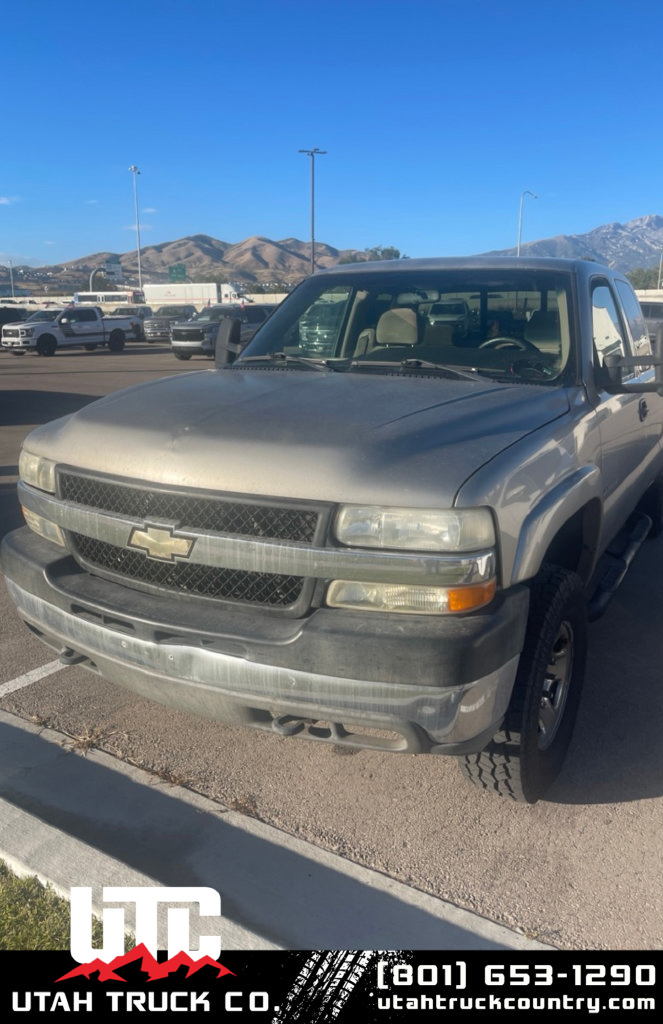 Used 2002 Chevrolet Silverado 2500 LS AWD/4WD image 1