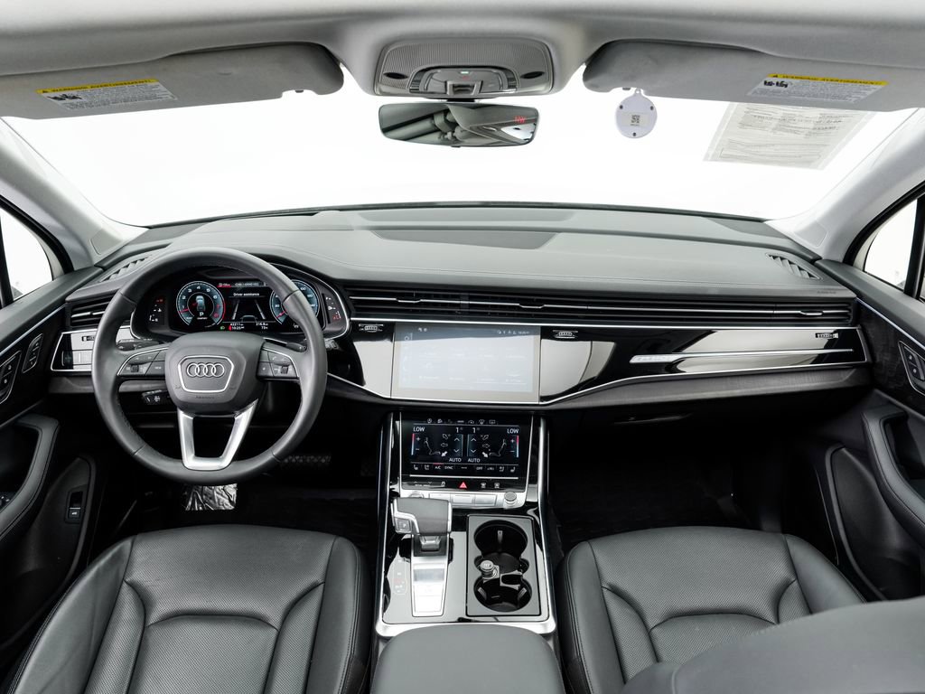 Used 2023 Audi Q7 3.0T Prestige w/ Prestige Package AWD/4WD image 19