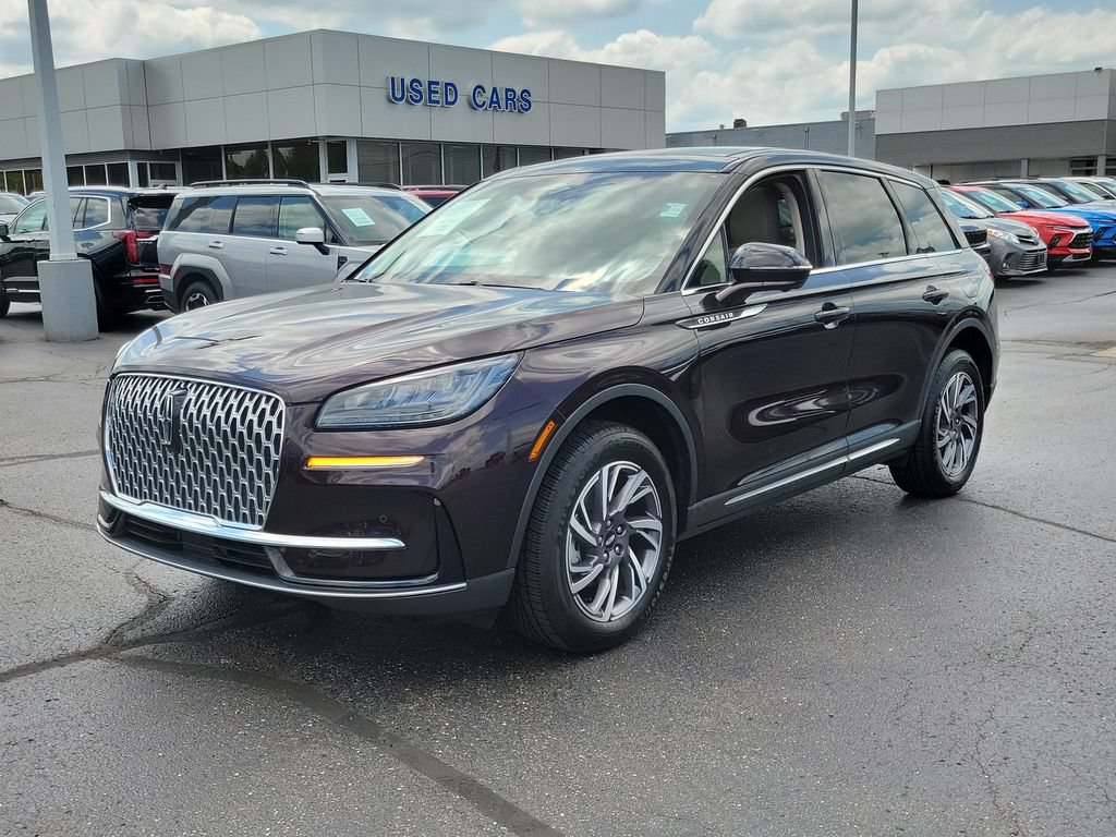 Certified 2023 Lincoln Corsair AWD w/ Equipment Group 101A image 8