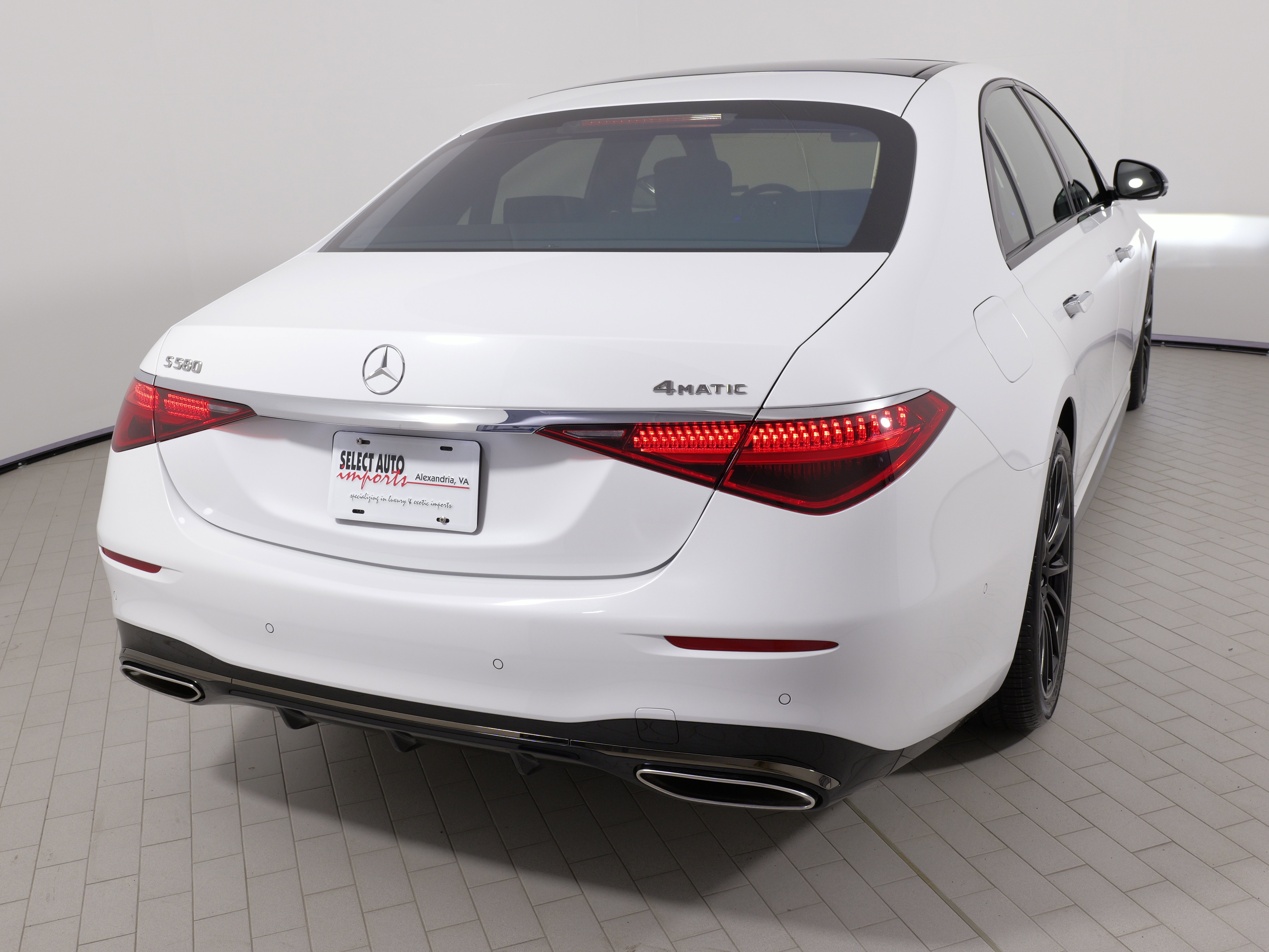 Used 2025 Mercedes-Benz S 580 4MATIC Sedan image 12
