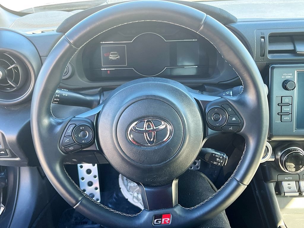 Used 2025 Toyota GR86 Premium w/ ALL Weather Mat Package (TMS) RWD image 11
