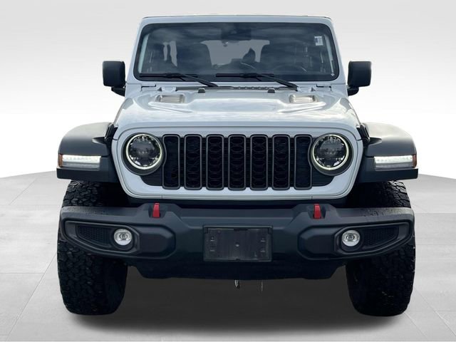 Used 2025 Jeep Wrangler Rubicon image 2