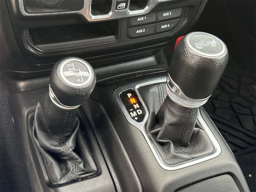 Used 2022 Jeep Wrangler Unlimited Sport image 14