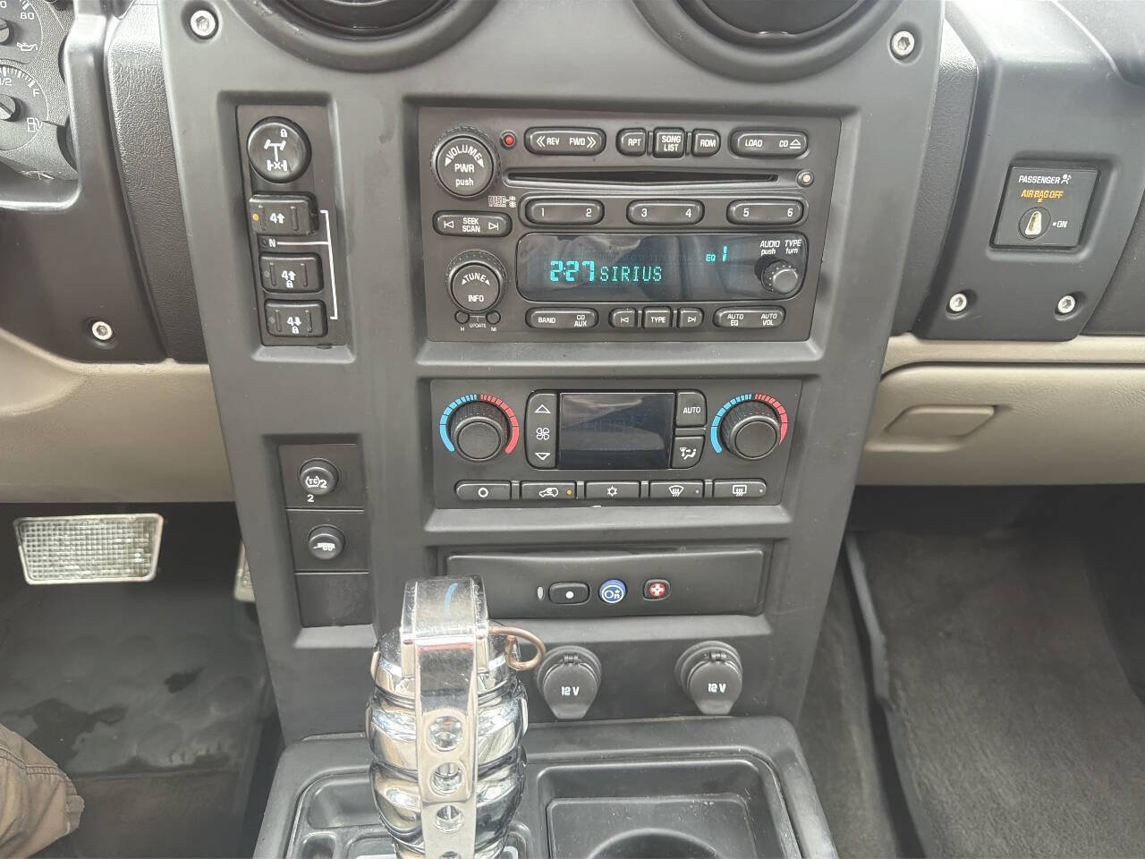 Used 2005 HUMMER H2 SUT AWD/4WD image 29