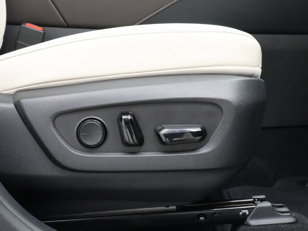 Used 2024 Lexus RX 350 FWD w/ Technology Package image 26