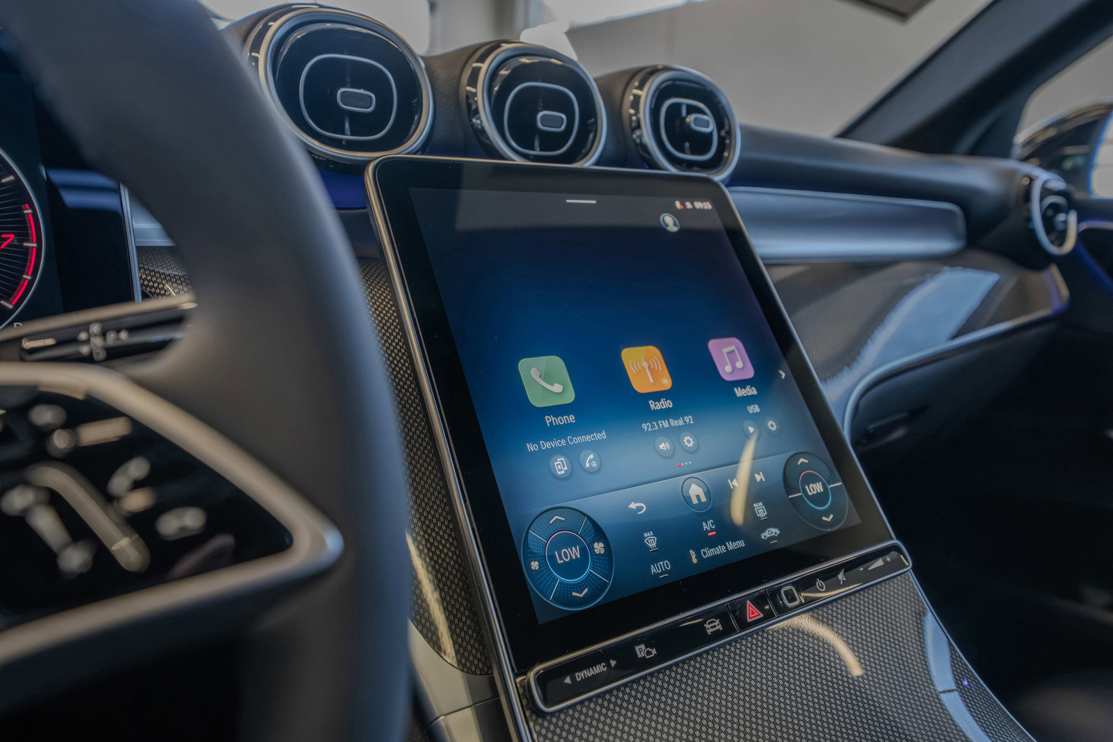 New 2026 Mercedes-Benz GLC 300 4MATIC image 33