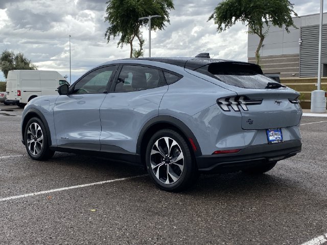 Used 2025 Ford Mustang Mach-E Select AWD/4WD image 4
