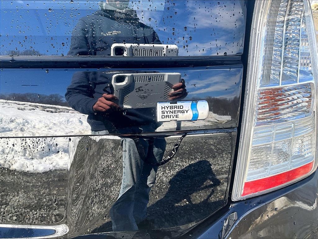 Used 2010 Toyota Prius Five image 8