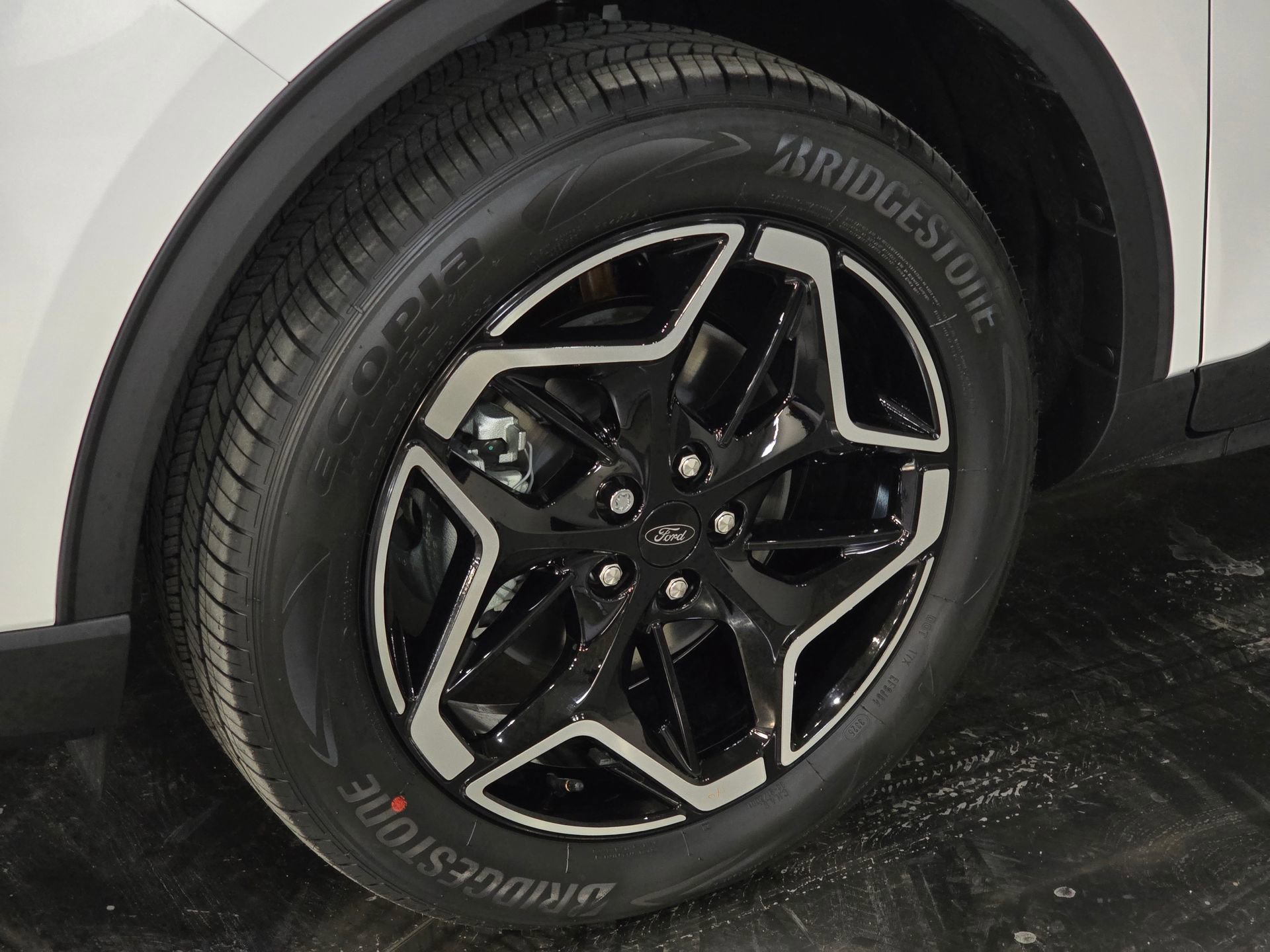 New 2026 Ford Escape Platinum w/ Equipment Group 601A image 11