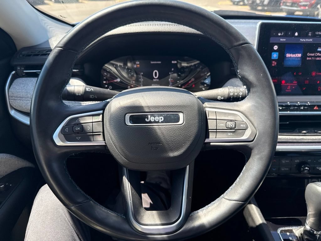 Used 2022 Jeep Compass Latitude w/ Convenience Group AWD/4WD image 25