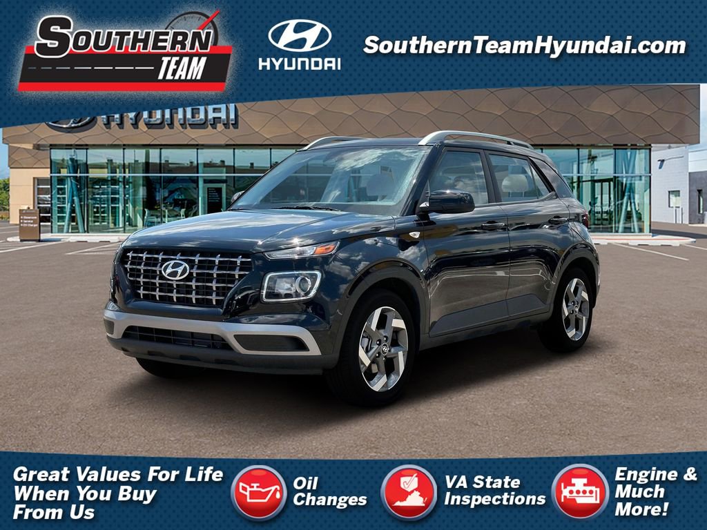 New 2025 Hyundai Venue SEL