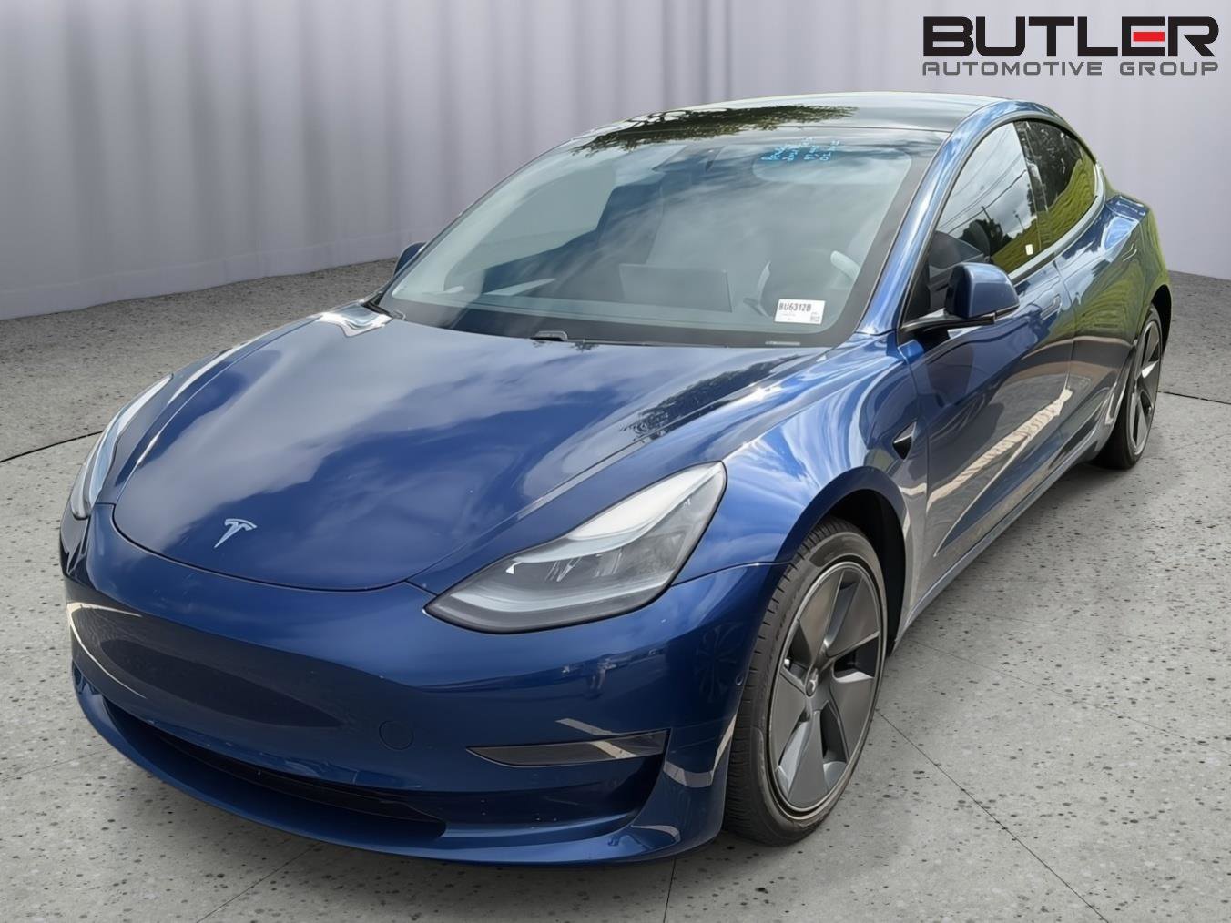 Used 2021 Tesla Model 3 Standard Range Plus RWD image 1