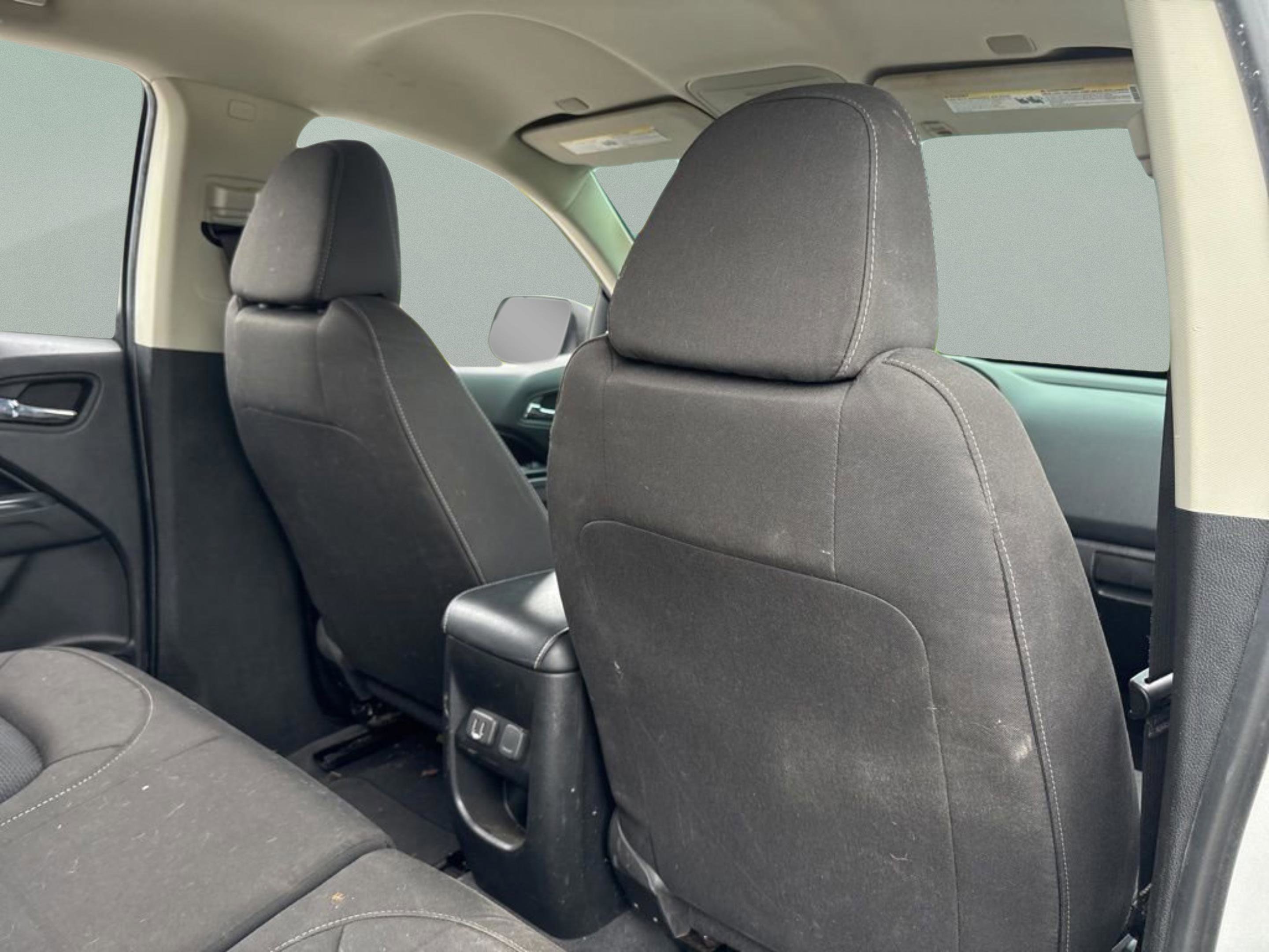 Used 2020 Chevrolet Colorado LT AWD/4WD image 27