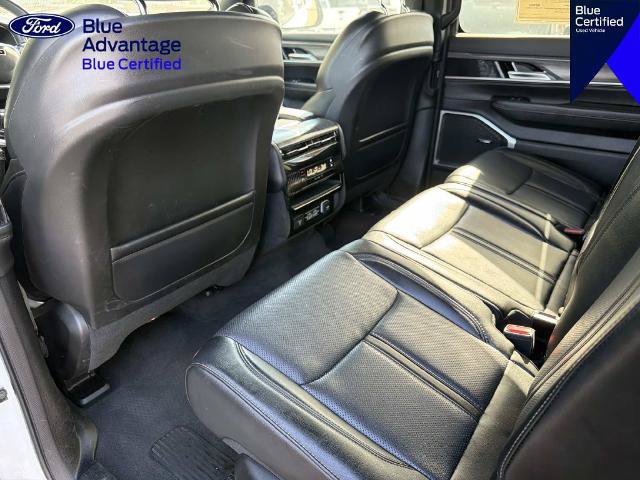 Used 2024 Jeep Wagoneer Series II AWD/4WD image 12