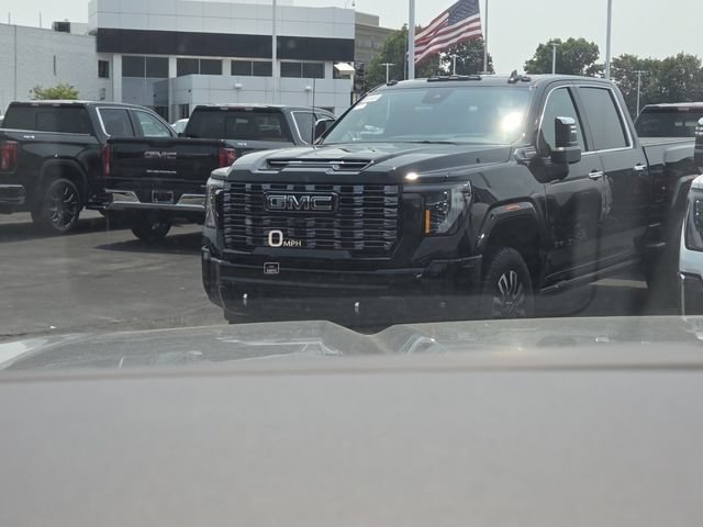 New 2026 GMC Yukon Elevation w/ Elevation Premium Package AWD/4WD image 8