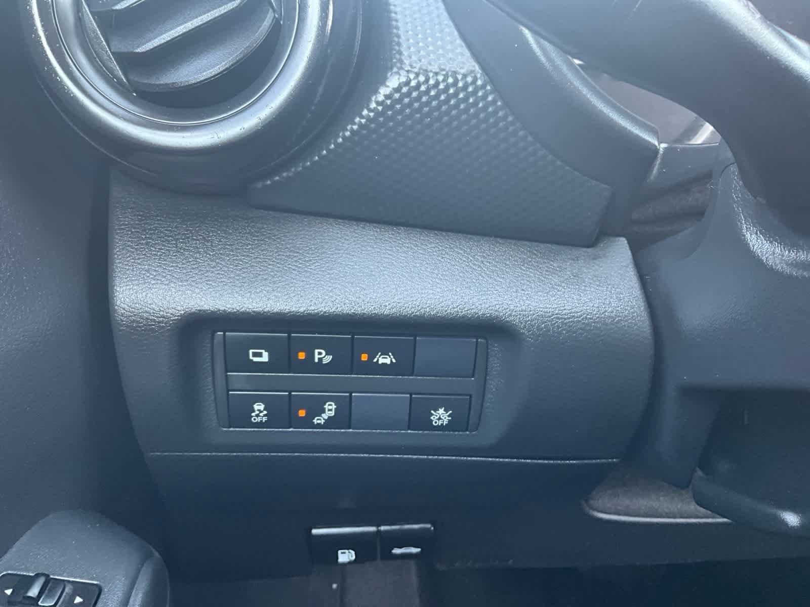 Used 2025 Nissan Kicks Play S FWD image 17