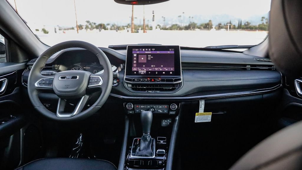 New 2026 Jeep Compass Limited image 13