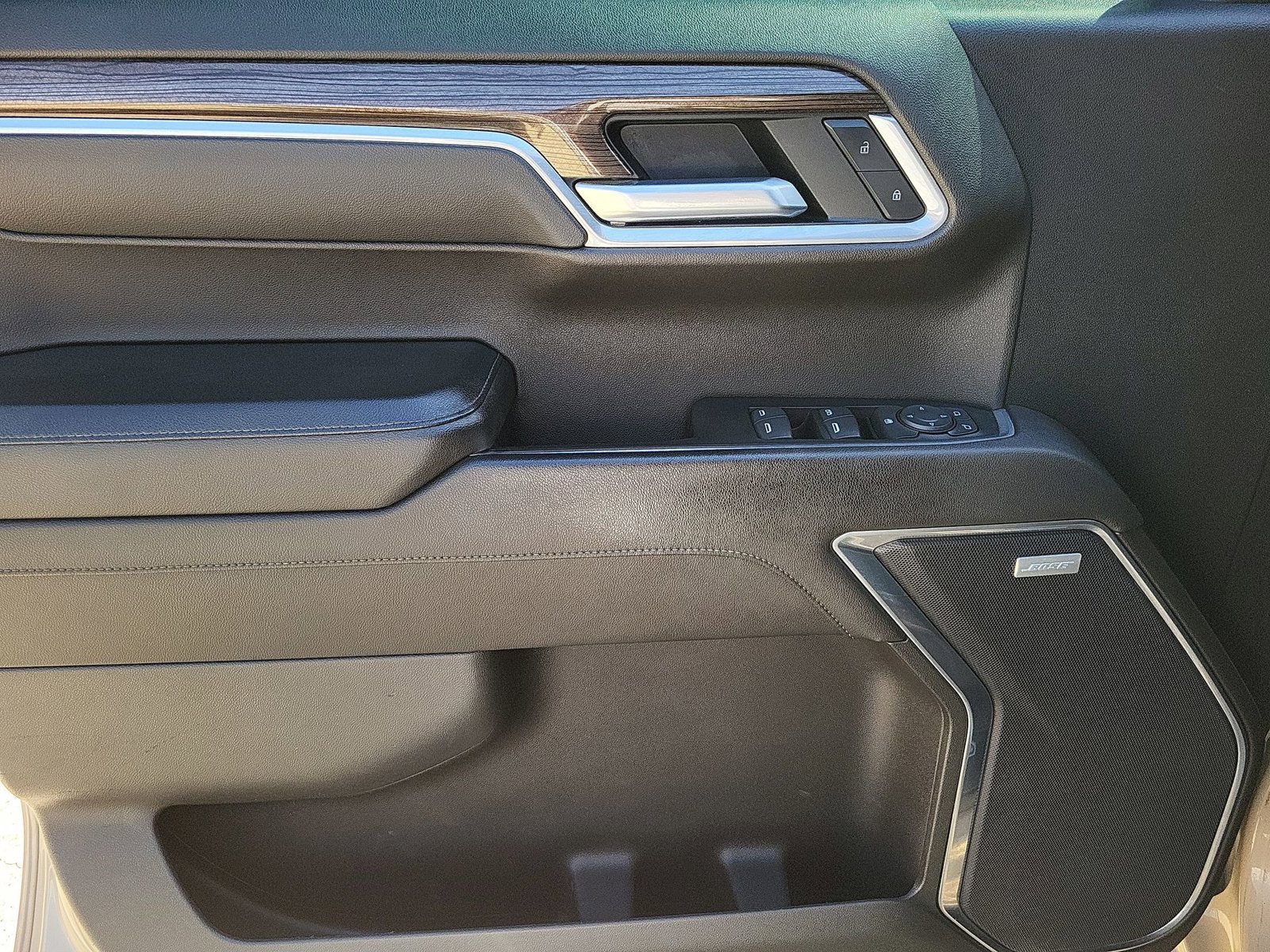 Used 2022 Chevrolet Silverado 1500 LT Trail Boss w/ LT Trail Boss Premium Package AWD/4WD image 21