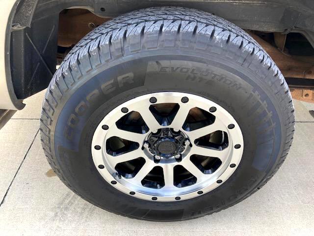 Used 1998 GMC Yukon SLT w/ Marketing Opt Pkg 5 image 11