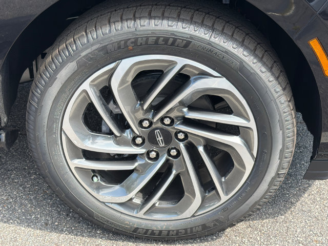 New 2027 Lincoln Navigator L Reserve RWD image 13