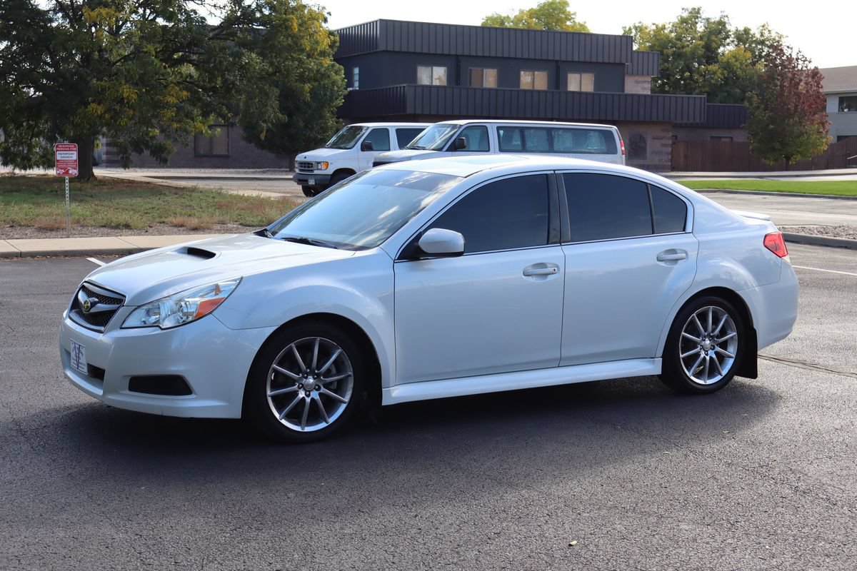 Used 2010 Subaru Legacy 2.5GT Limited AWD/4WD image 10